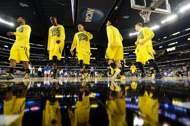 Michigan basketball takes the court for warm ups before their Sweet 16 match up against Kansas at Cowboys Stadium in Arlington, Texas on March 29, 2013. Melanie Maxwell I AnnArbor.com